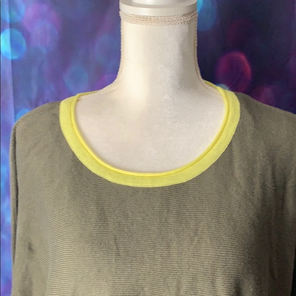 NWT Cloth By Design Tunic Sweater, Size L - Picture 2 of 9